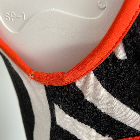 Zebra Printed Sleeveless Funky Top Small - Picture 12 of 14